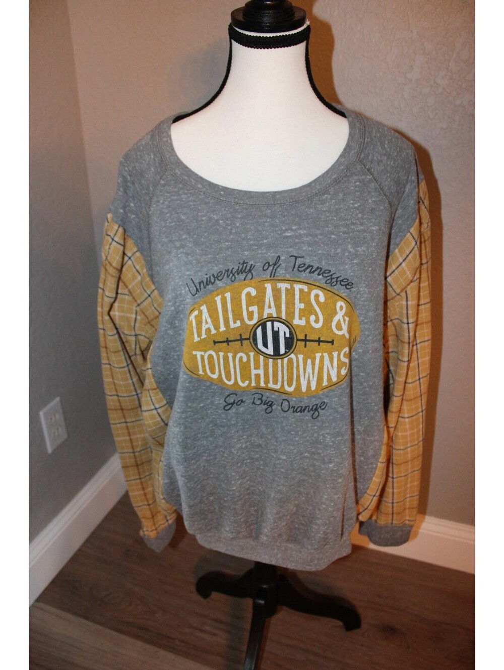 University of Tennessee Tailgates & Touchdowns Sweatshirt w/ Plaid Sleeves
